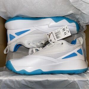 New adidas men Dame Certified 2 Low Shoes Size 11